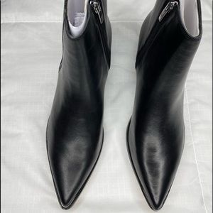 BRAND NEW!Marc Fisher Leather Boots.